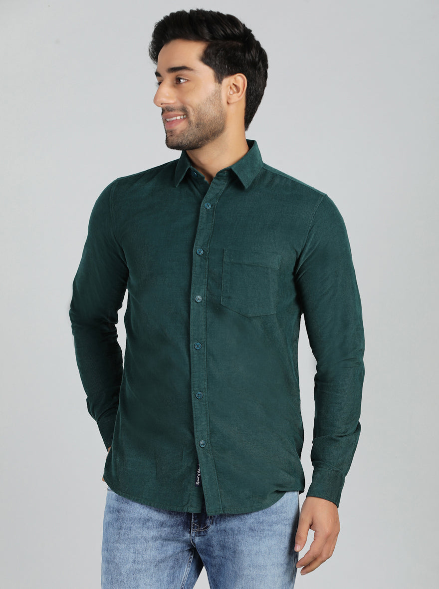 Green Solid Slim Fit Casual Shirt | pehervi