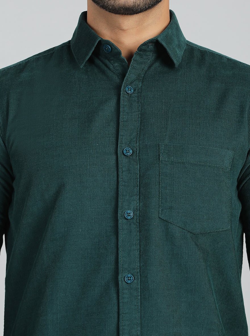 Green Solid Slim Fit Casual Shirt | pehervi