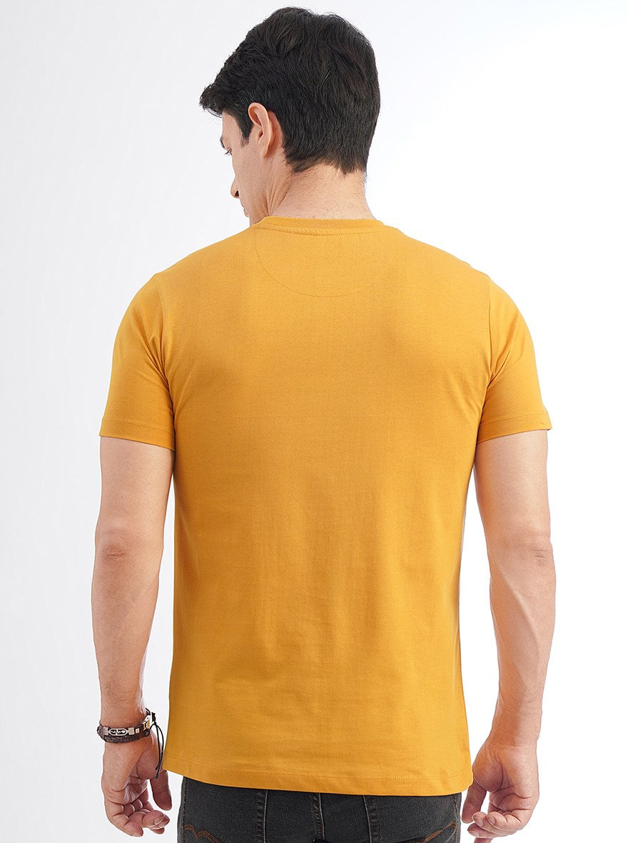 Yellow Solid Slim Fit T-Shirt | pehervi