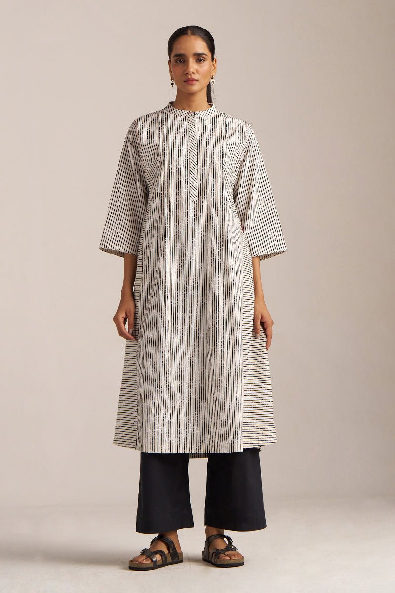 Black and White Stripe Printed Kurta