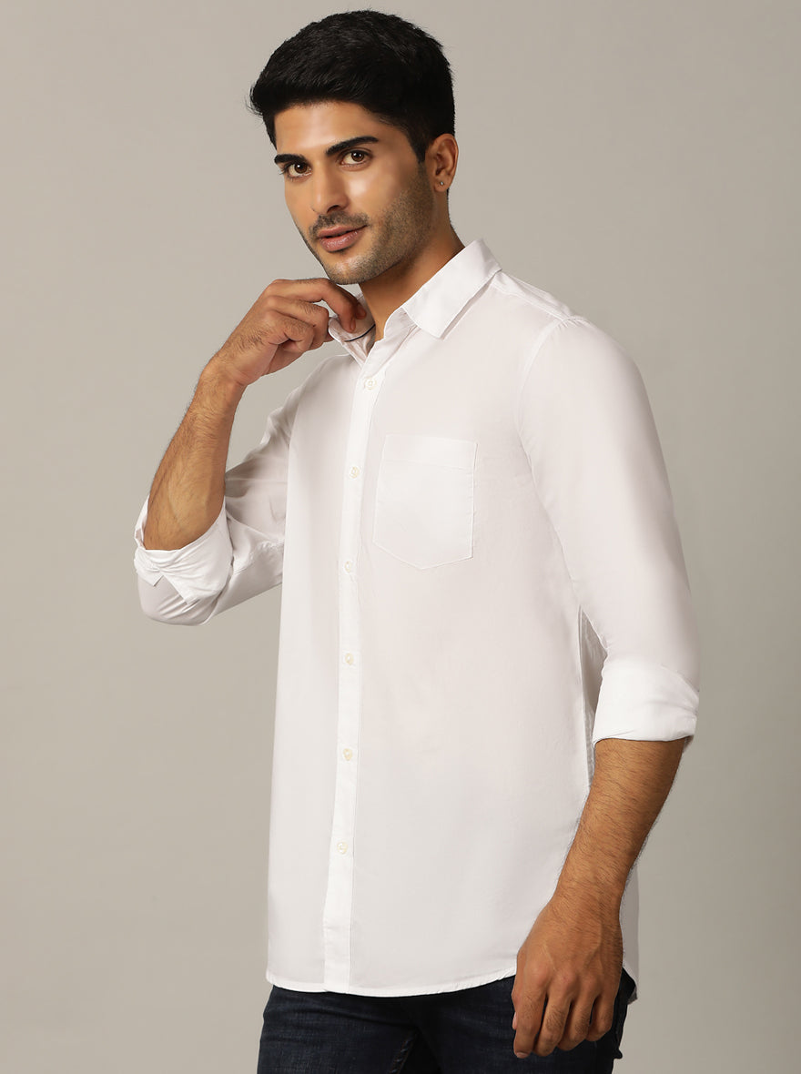 White Solid Slim Fit Casual Shirt | pehervi