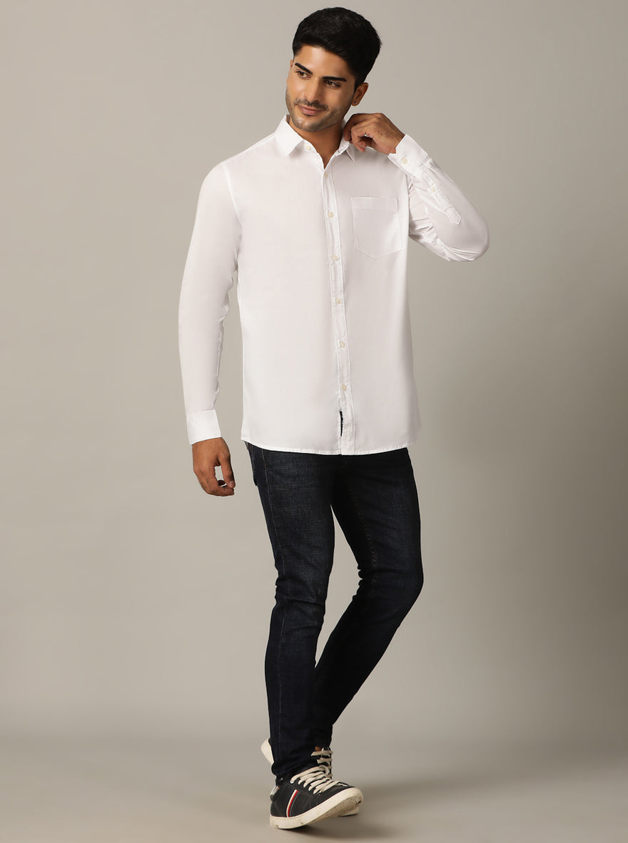 White Solid Slim Fit Casual Shirt | pehervi