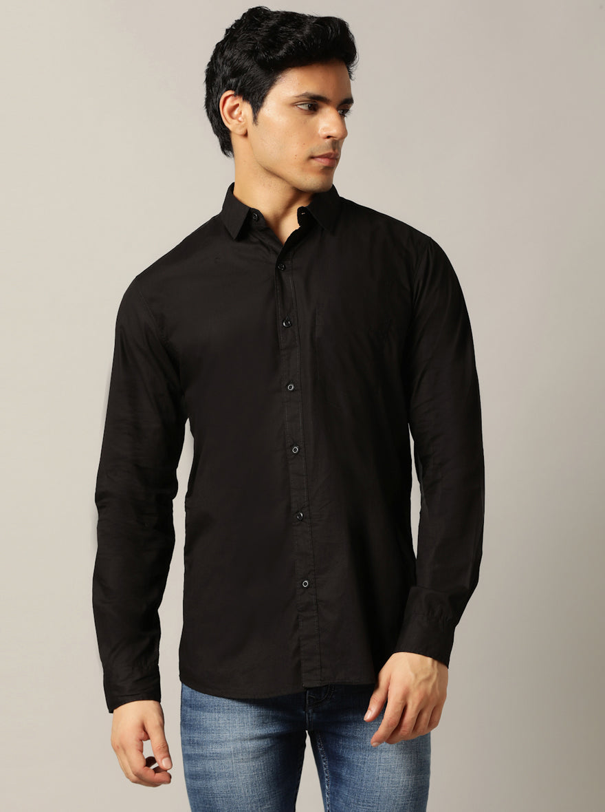 Black Solid Slim Fit Casual Shirt | pehervi