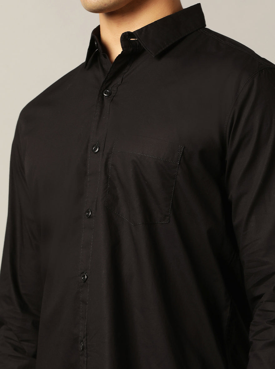 Black Solid Slim Fit Casual Shirt | pehervi