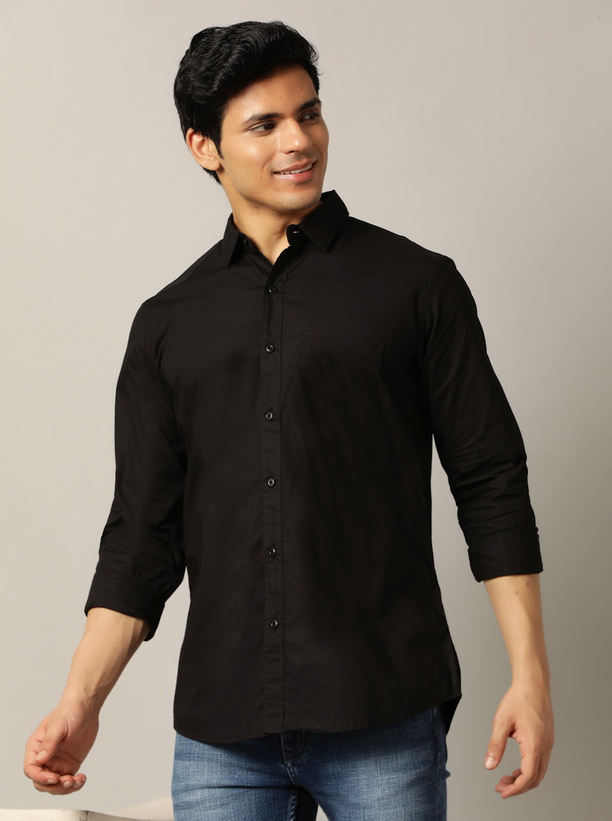 Black Solid Slim Fit Casual Shirt | pehervi