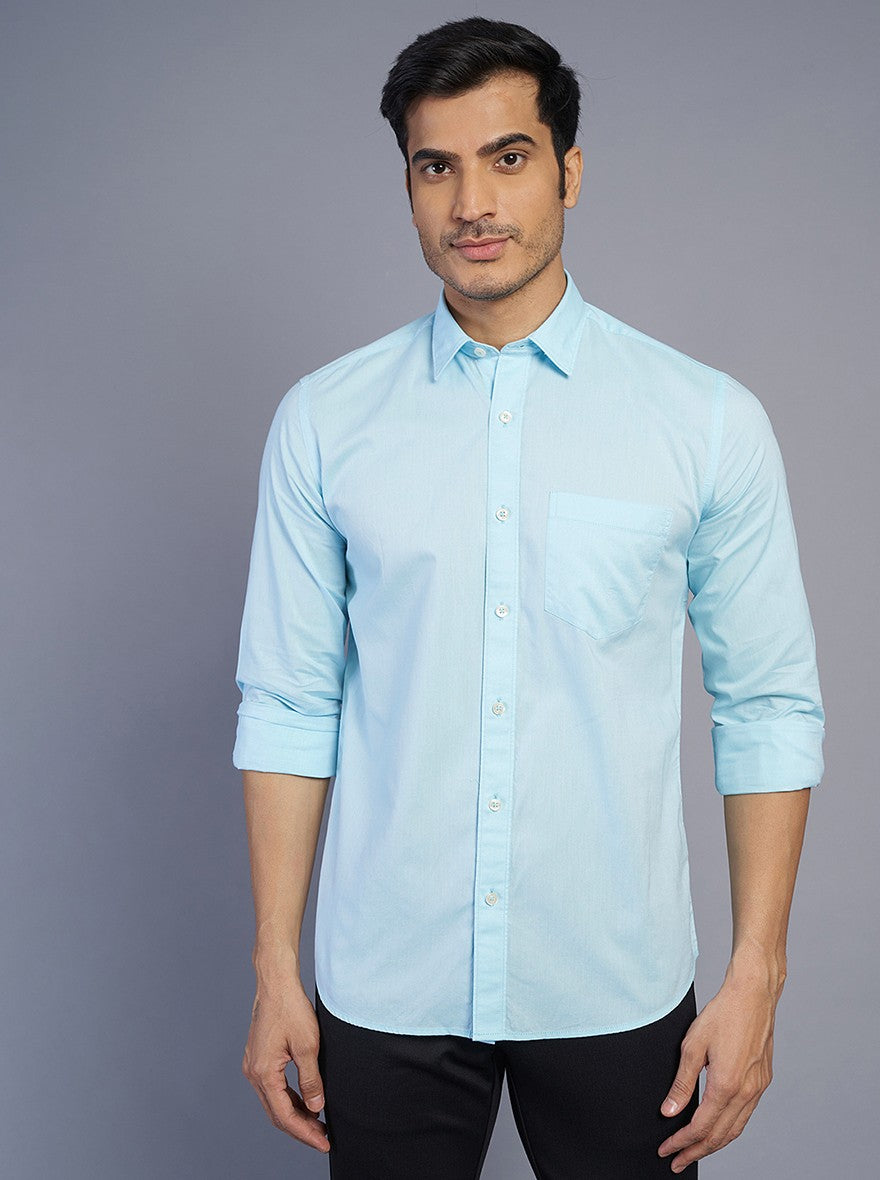 Light Blue Solid Slim Fit Semi Casual Shirt | Pehervi