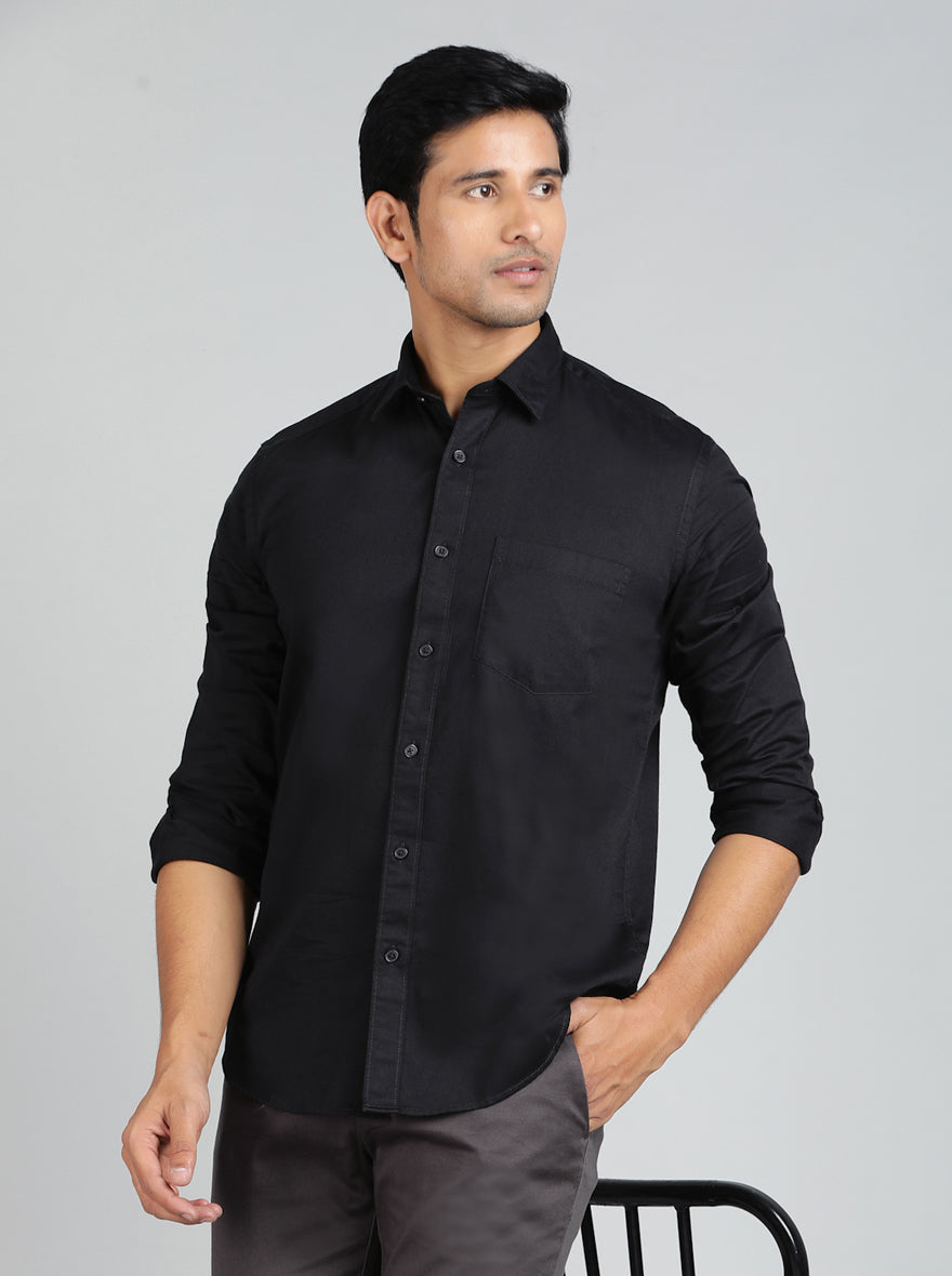 Black Solid Tailored Fit Semi Casual Shirt | Pehervi