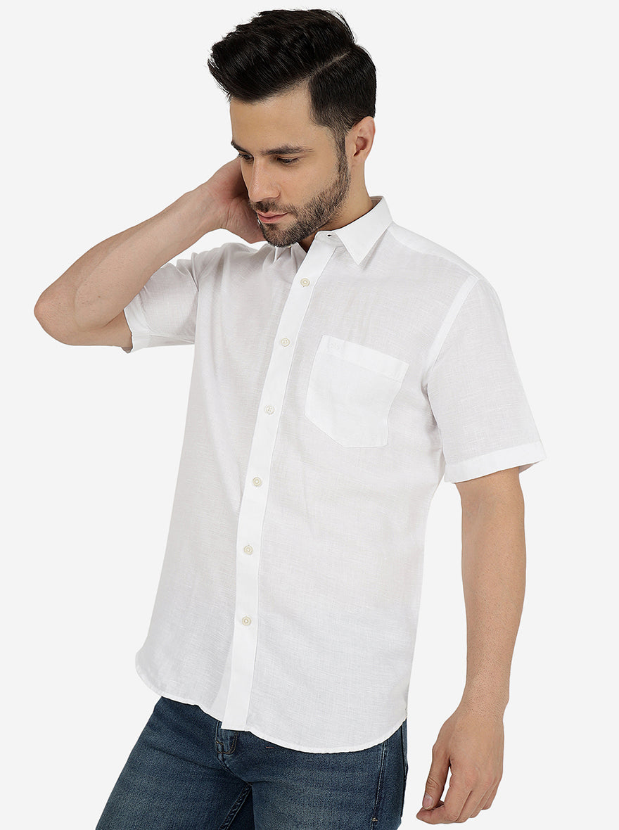 White Solid Slim Fit Semi Casual Shirt | Pehervi