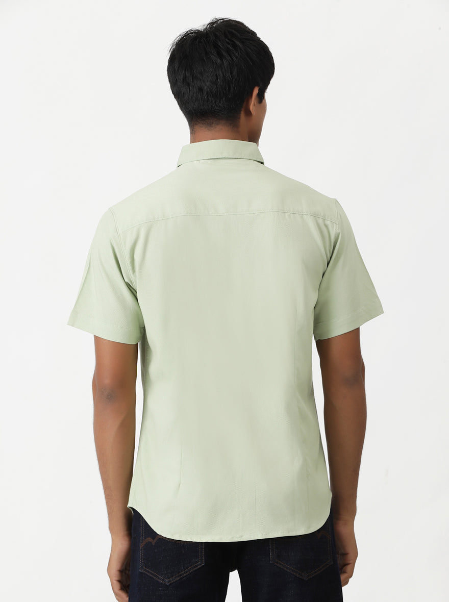 Light Green Solid Slim Fit Casual Shirt | pehervi