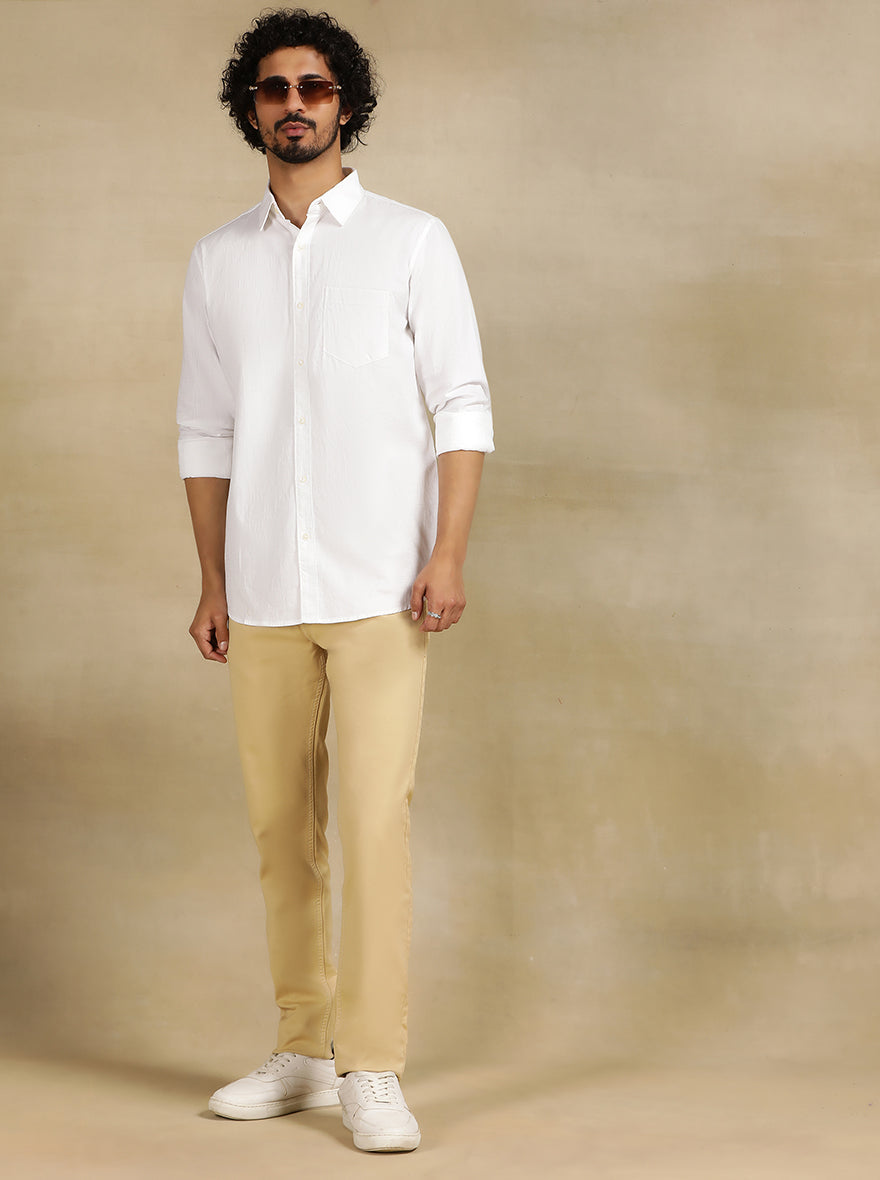 White Solid Slim Fit Casual Shirt | pehervi