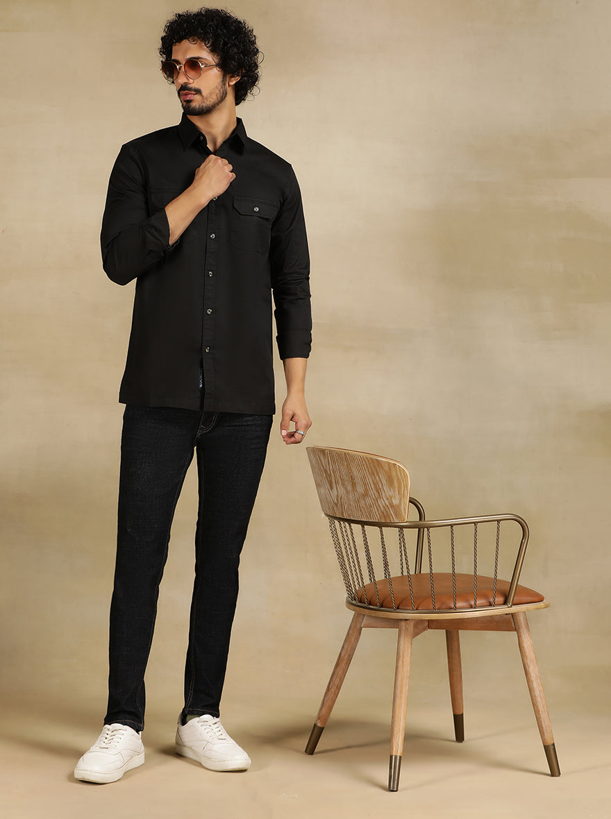 Black Solid Slim Fit Casual Shirt | pehervi