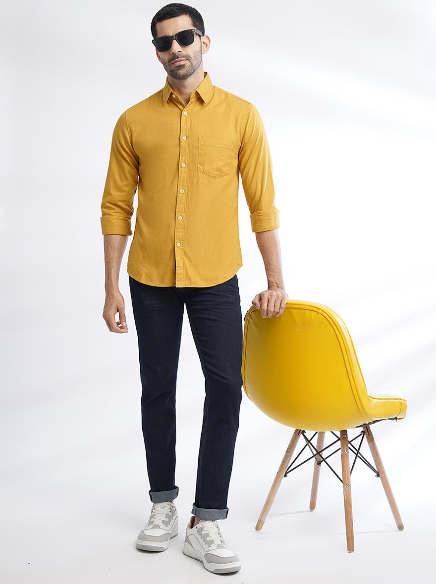 Yellow Solid Slim Fit Casual Shirt | pehervi