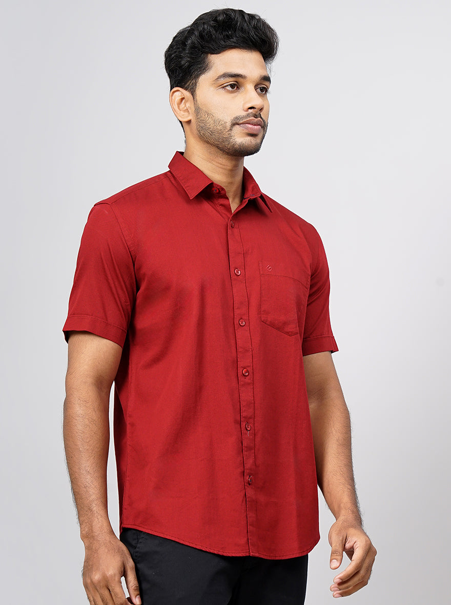 Red Solid Smart Fit Semi Casual Shirt | Pehervi