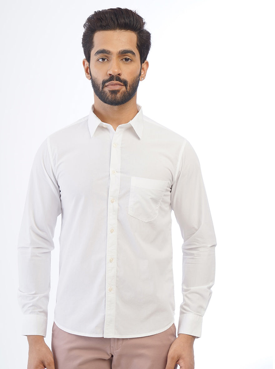 White Solid Slim Fit Casual Shirt | pehervi