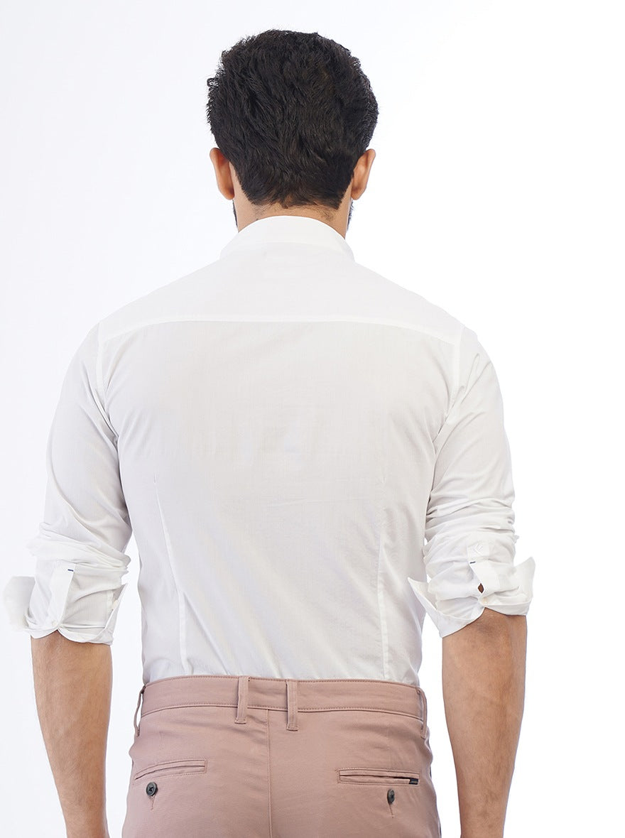 White Solid Slim Fit Casual Shirt | pehervi