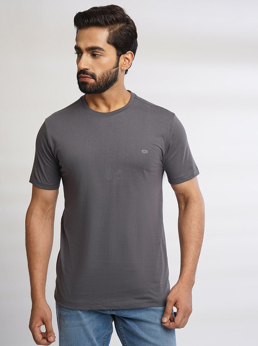 Dark Grey Solid Slim Fit T-Shirt | pehervi