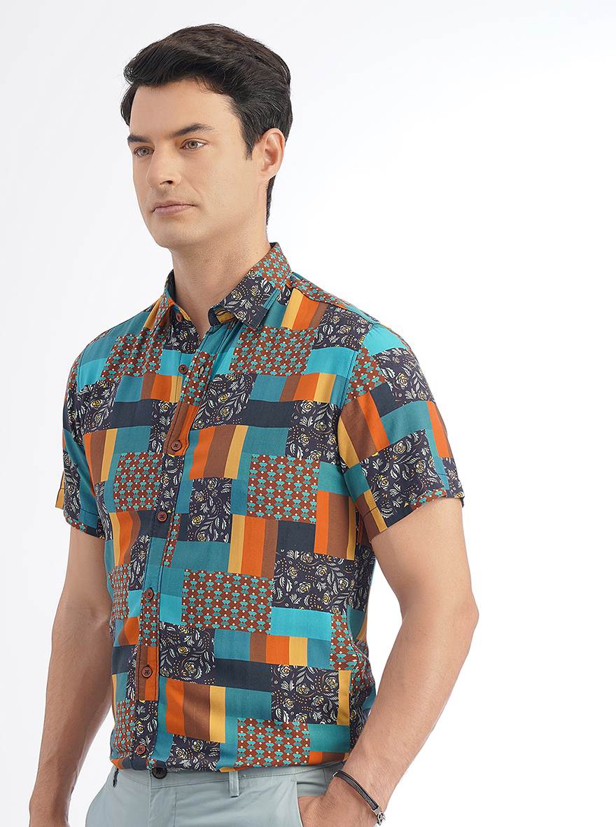 Multicolor Printed Slim Fit Casual Shirt | pehervi