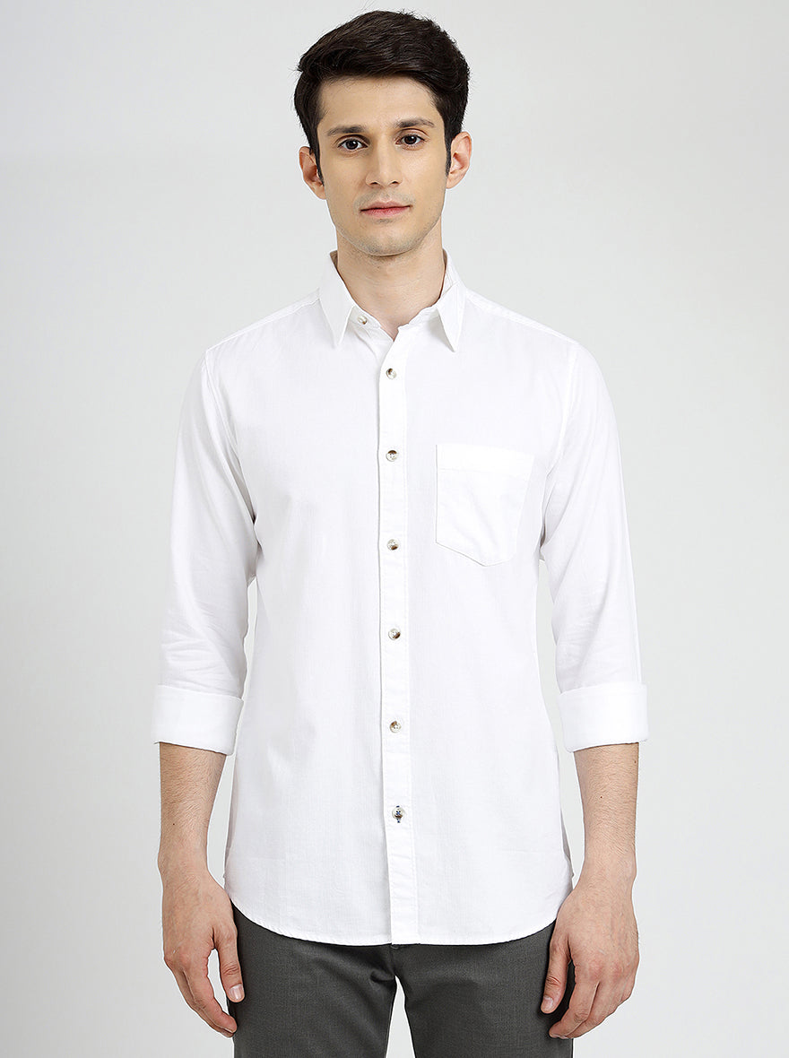 White Solid Slim Fit Casual Shirt | pehervi