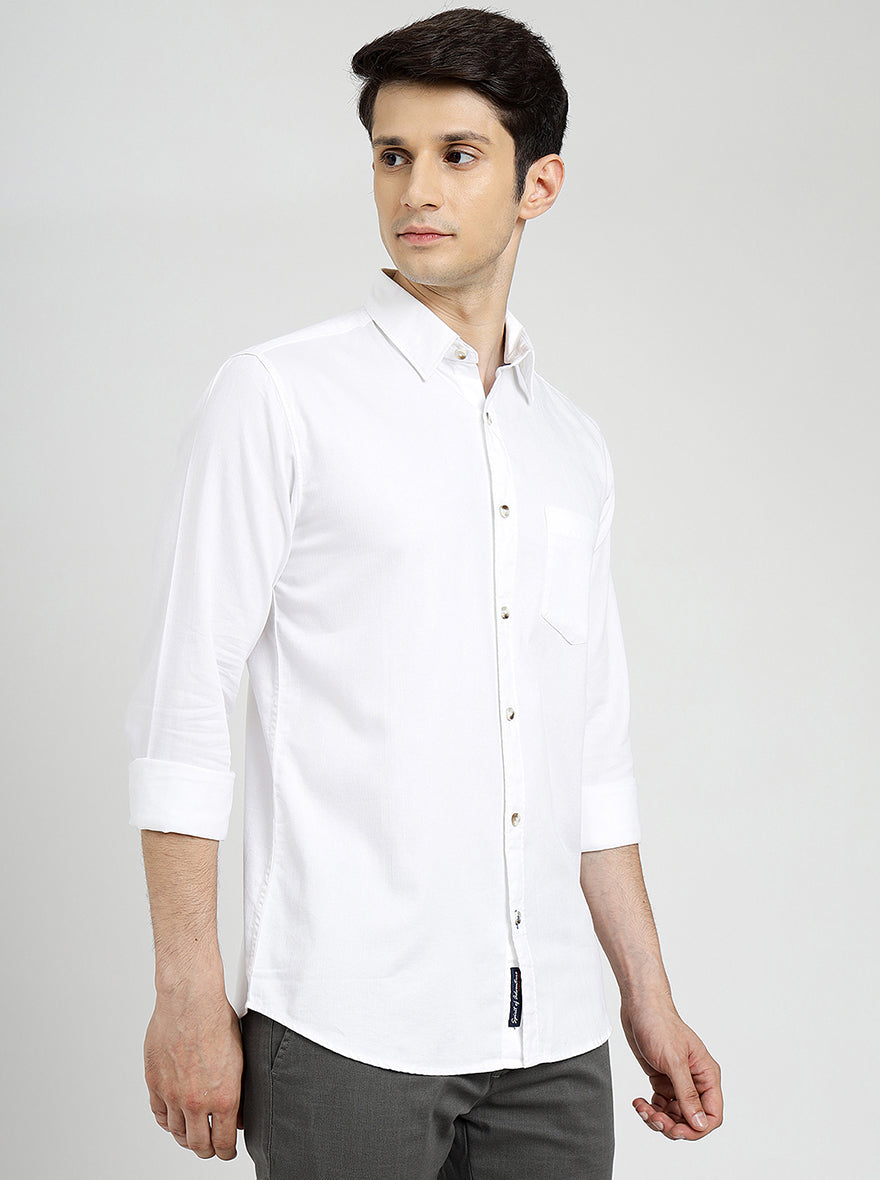 White Solid Slim Fit Casual Shirt | pehervi