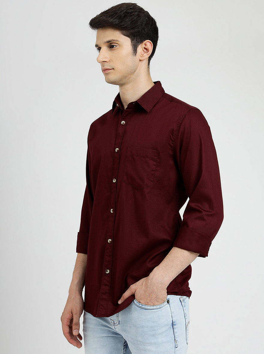 Wine Solid Slim Fit Casual Shirt | pehervi