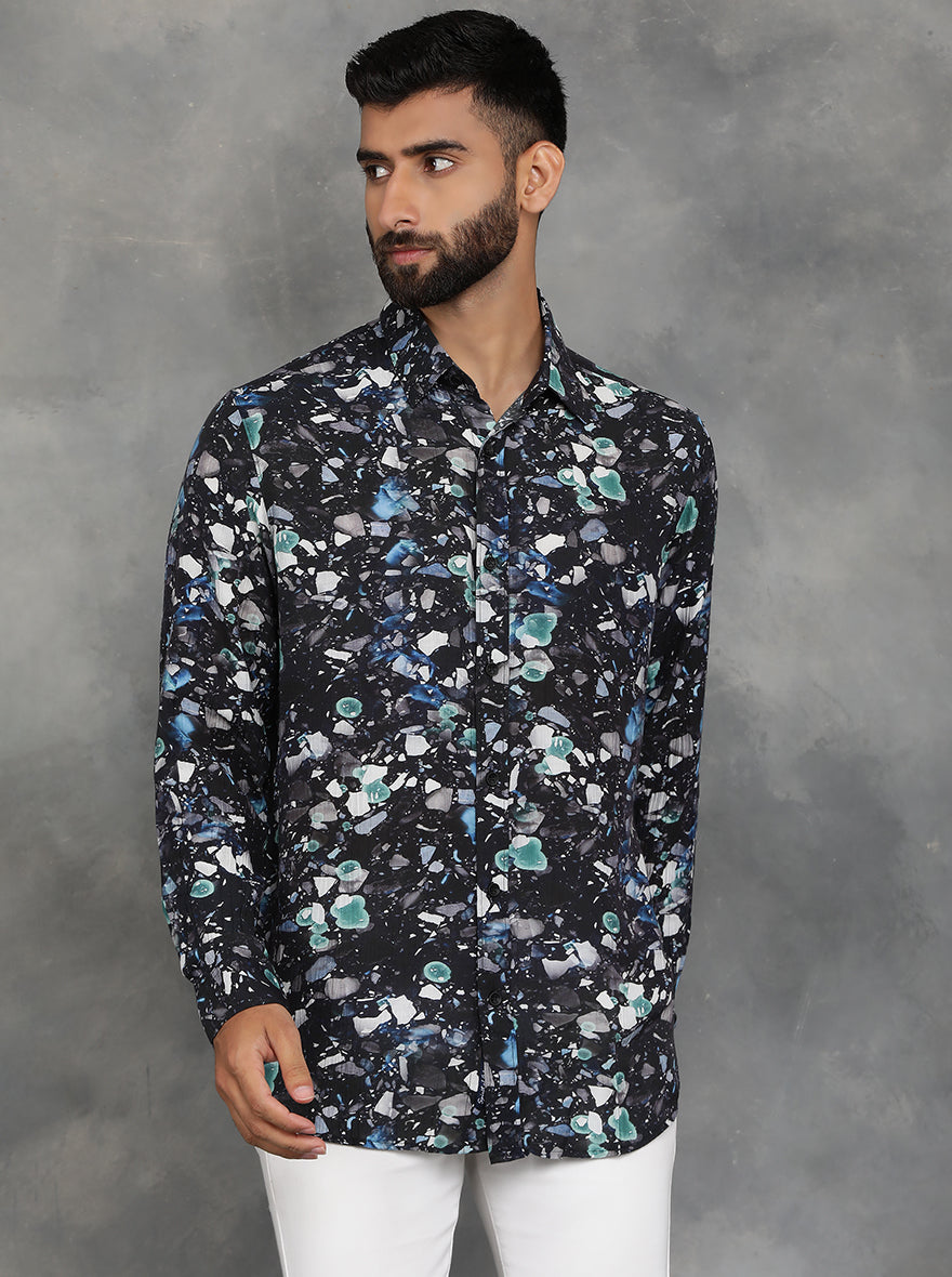 Black Printed Slim Fit Casual Shirt | pehervi