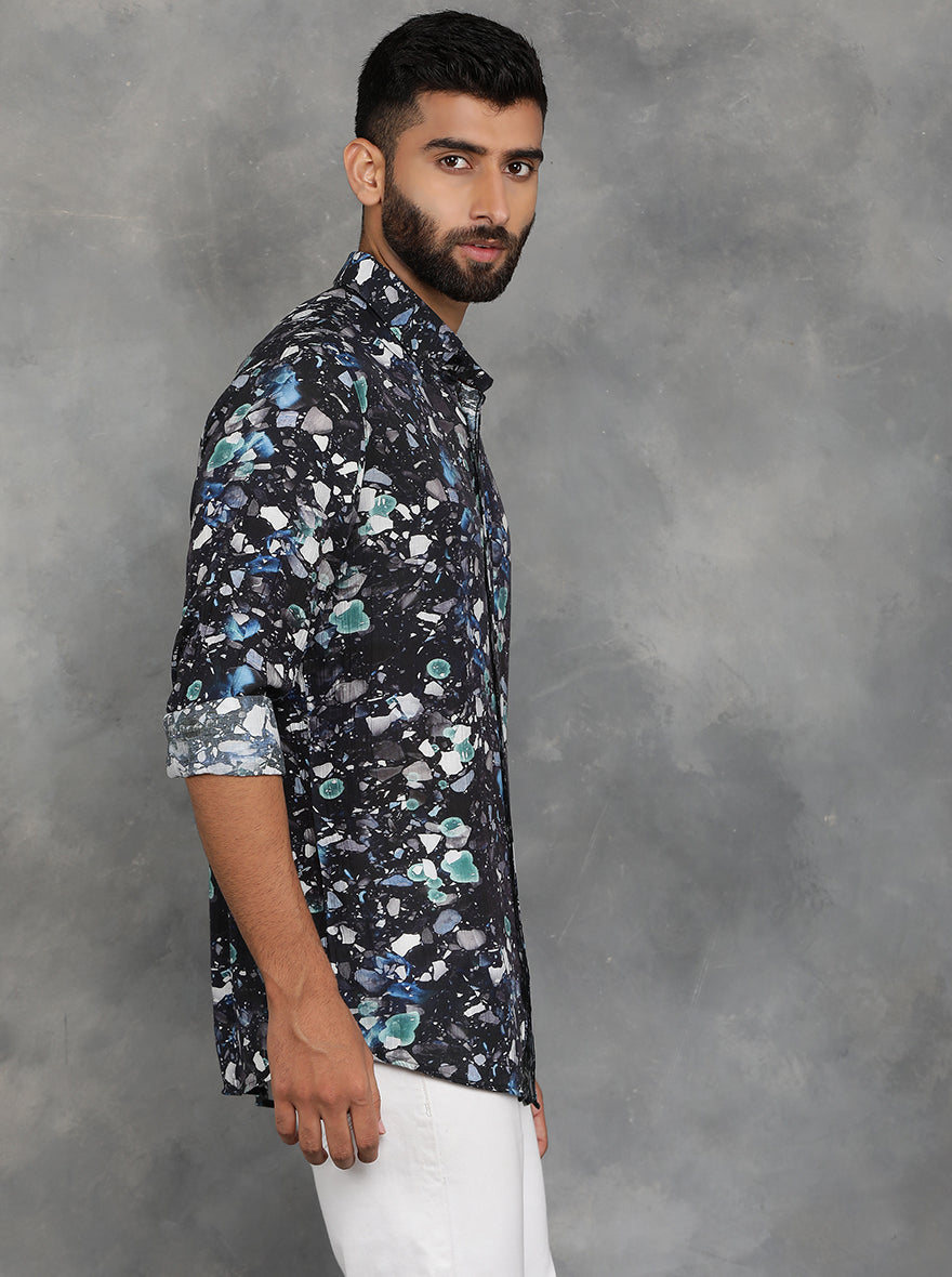 Black Printed Slim Fit Casual Shirt | pehervi