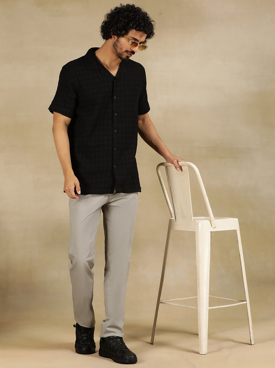 Black Solid Slim Fit Casual Shirt | pehervi