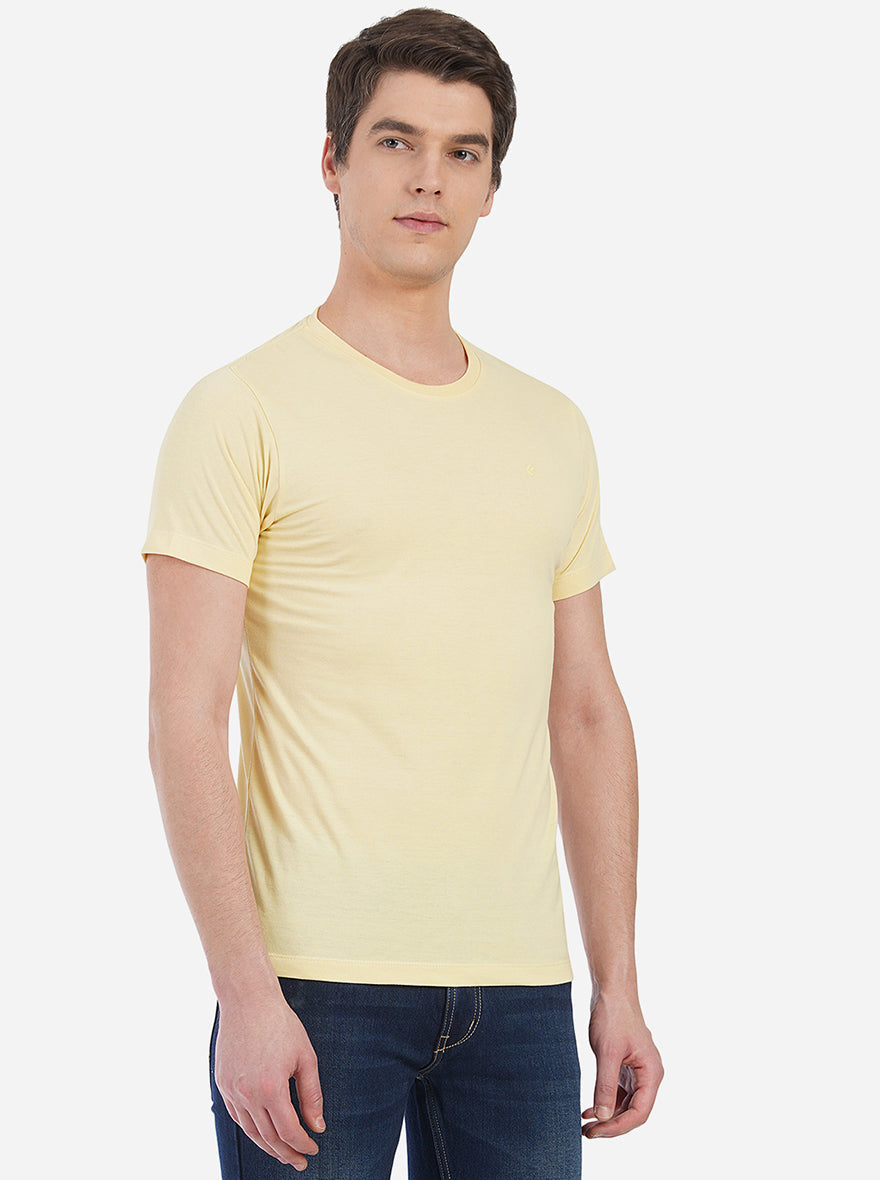 Light Yellow Solid Slim Fit T-Shirt | pehervi