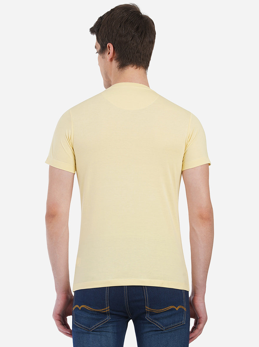 Light Yellow Solid Slim Fit T-Shirt | pehervi