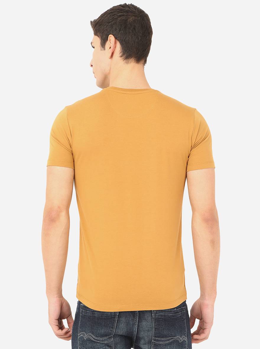 Honey Mustard Printed Slim Fit T-Shirt | pehervi