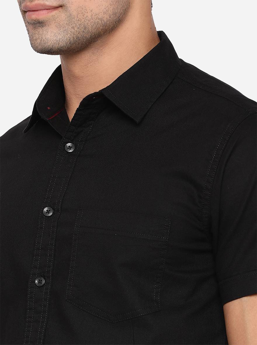 Jet Black Solid Slim Fit Semi Casual Shirt | Pehervi