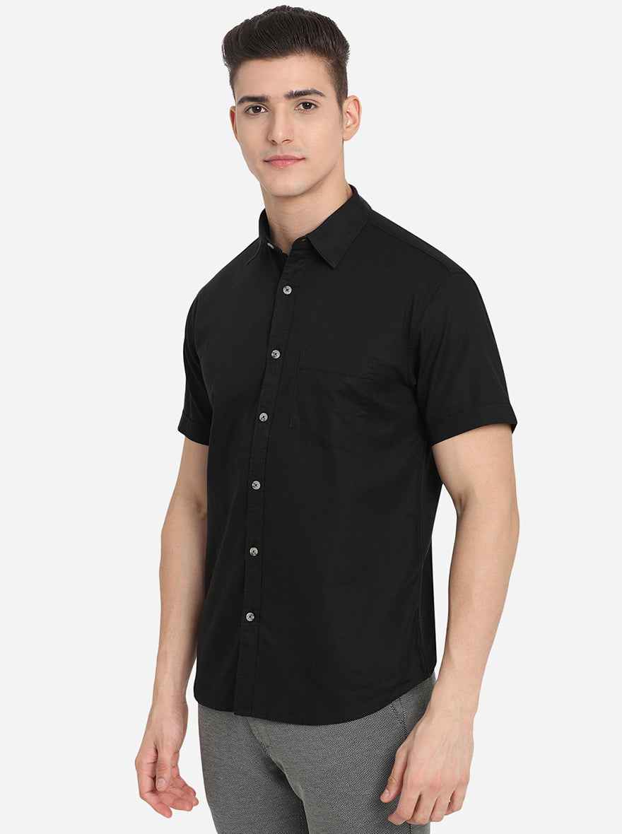 Jet Black Solid Slim Fit Semi Casual Shirt | Pehervi