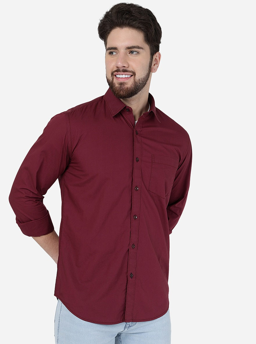 Maroon Solid Smart Fit Semi Casual Shirt | Pehervi
