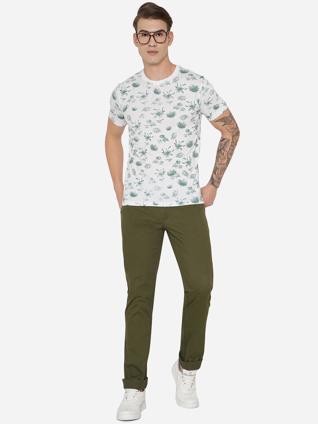 White & Green Printed Slim Fit T-Shirt | pehervi