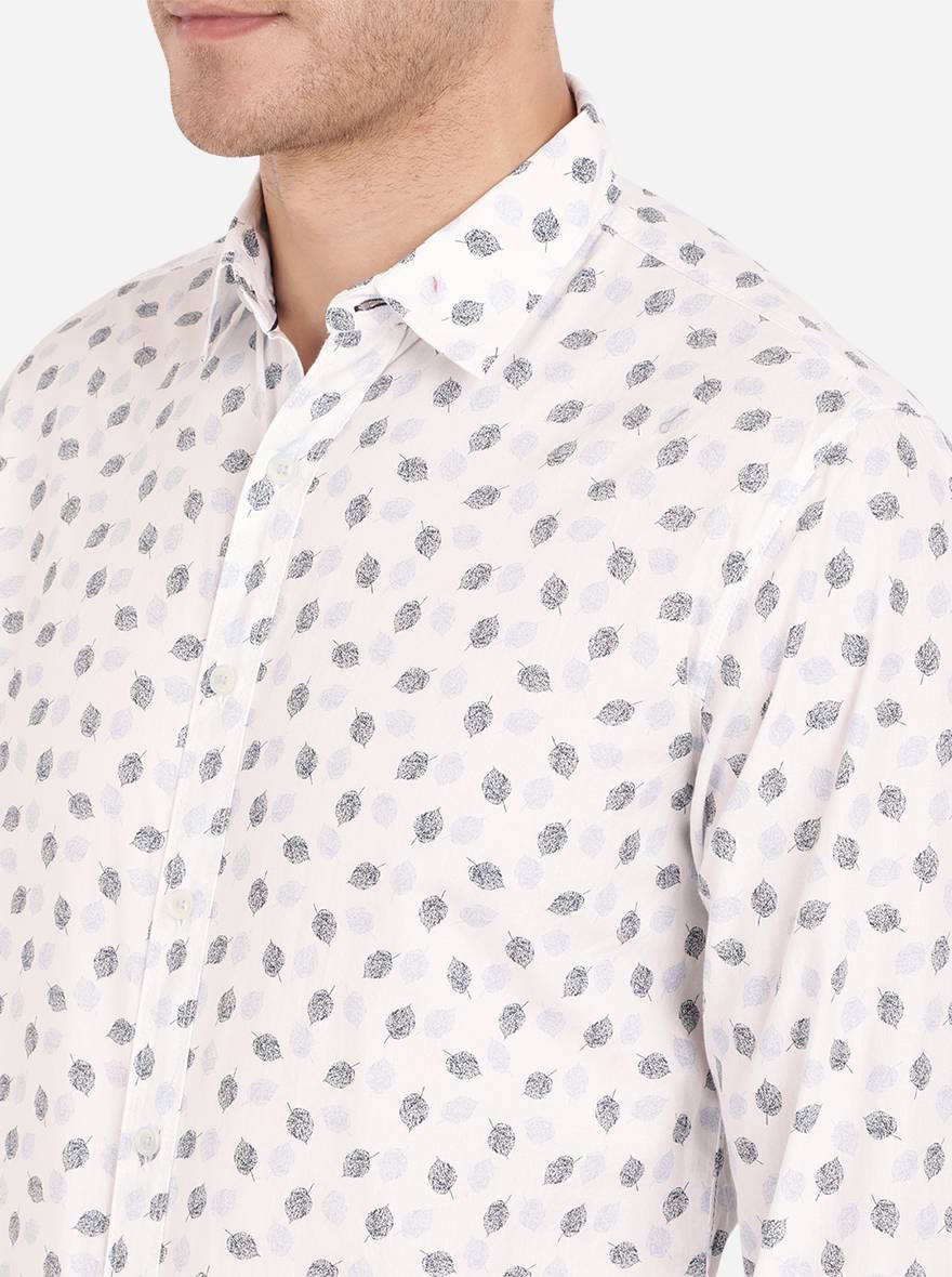 Bright White Printed Slim Fit Semi Casual Shirt | Pehervi