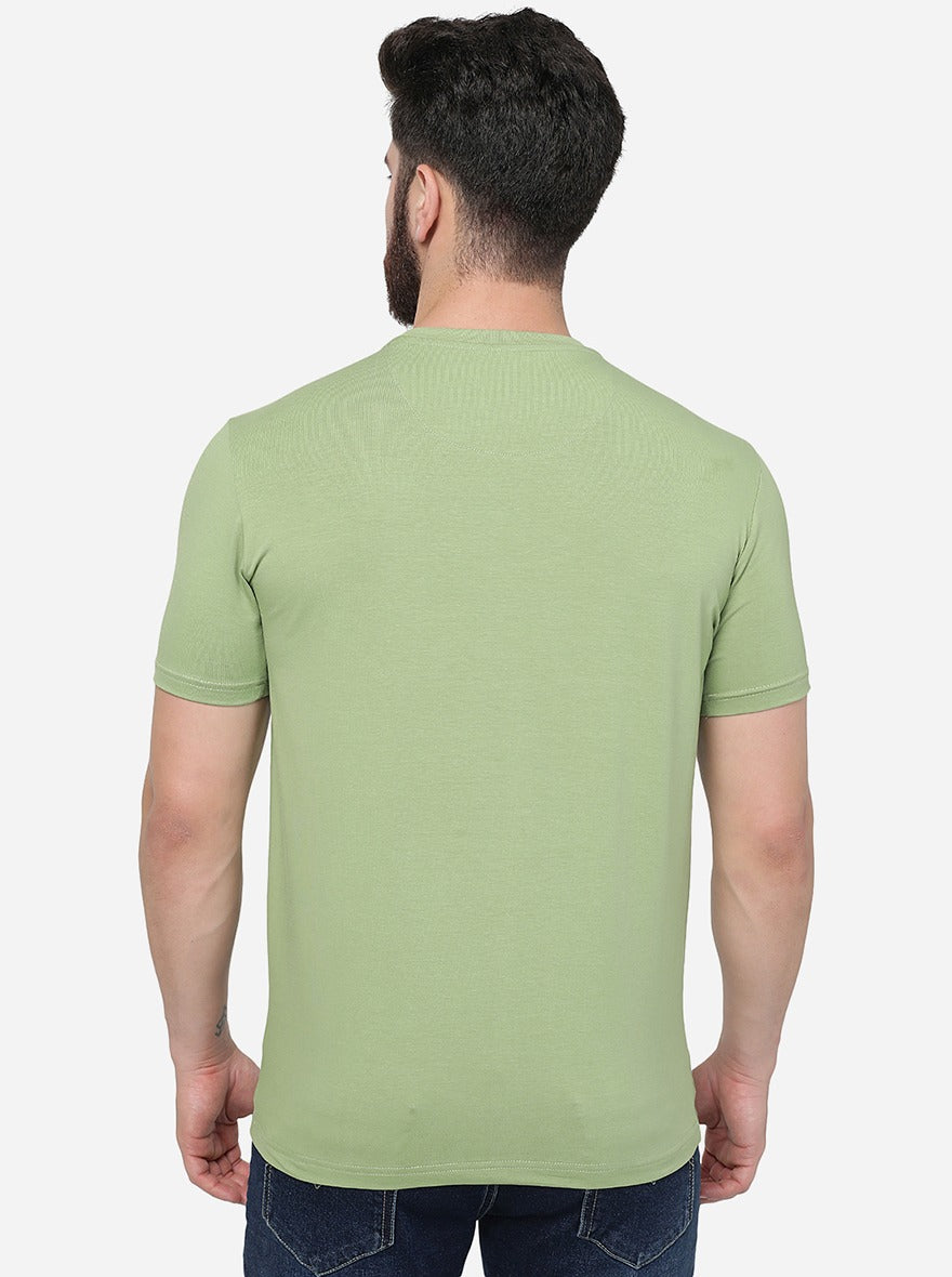 Leaf Green Printed Slim Fit T-Shirt | pehervi