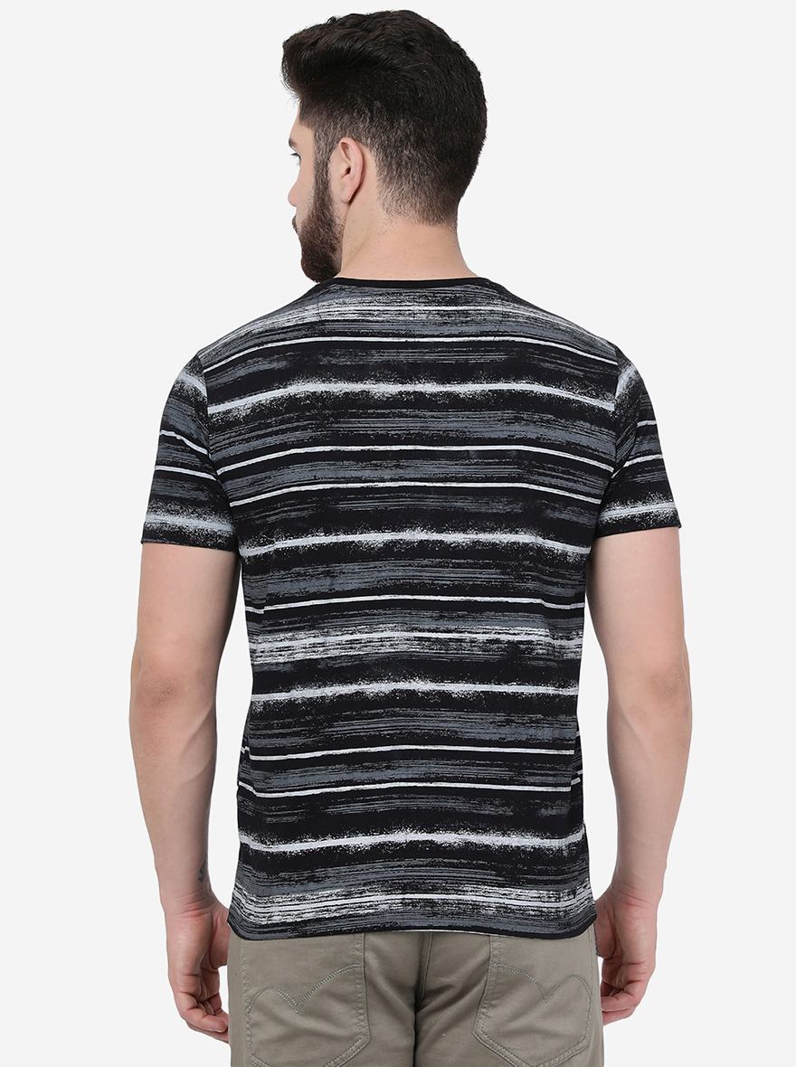 Black Printed Slim Fit T-Shirt | pehervi