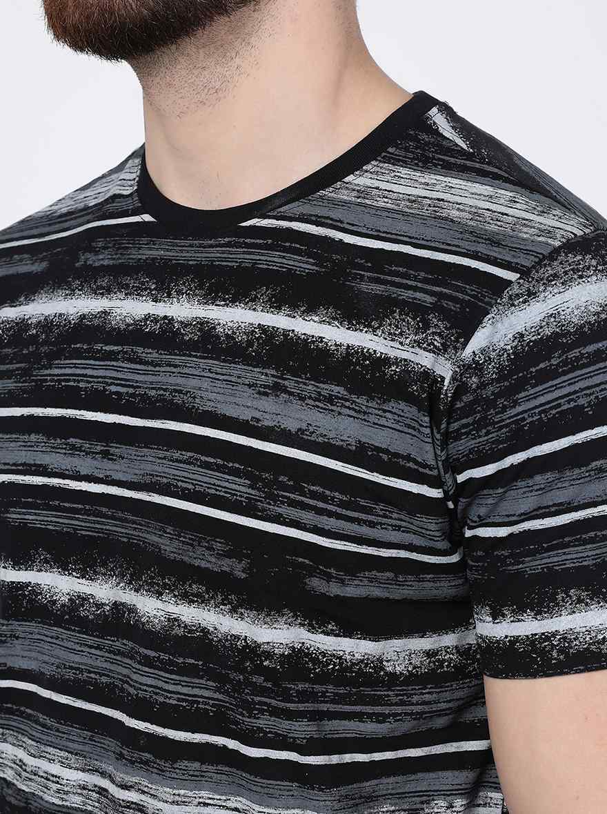 Black Printed Slim Fit T-Shirt | pehervi