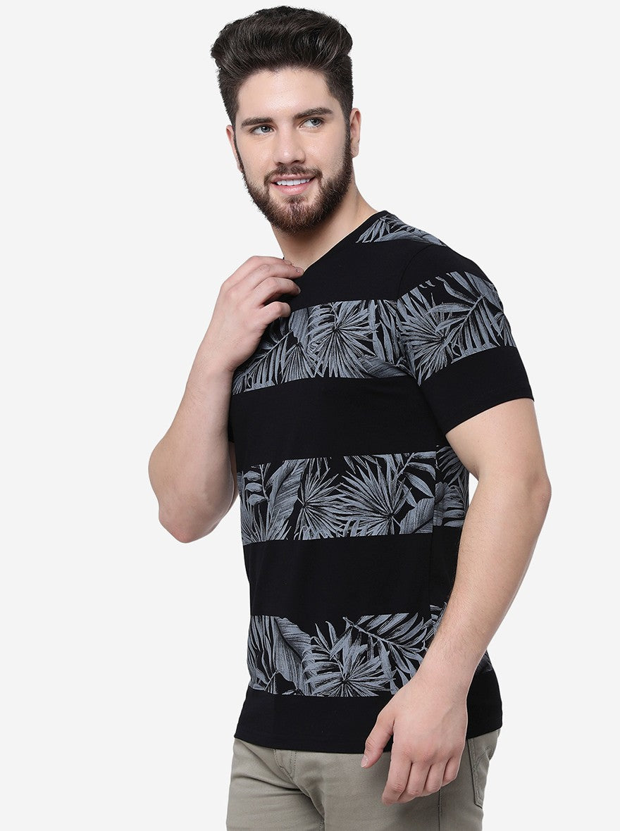 Black Printed Slim Fit T-Shirt | pehervi