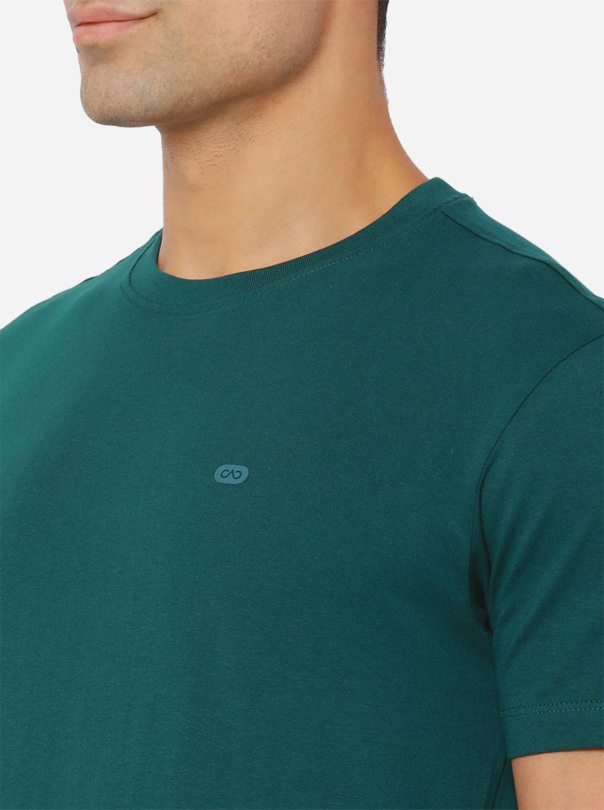 Dark Green Solid Slim Fit T-Shirt | pehervi