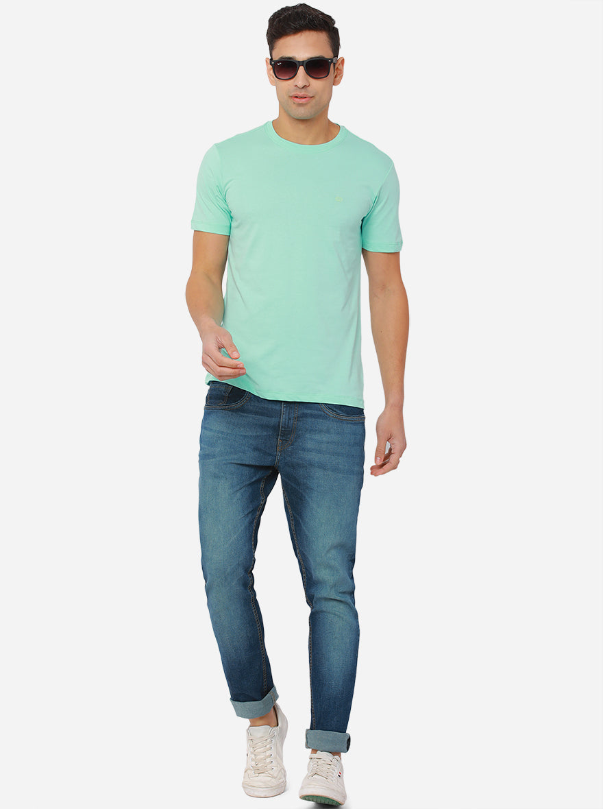 Yucca Green Solid Slim Fit T-Shirt | pehervi