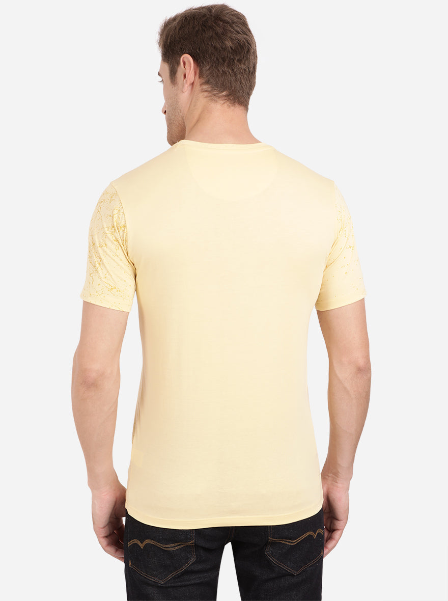 Italian Cream Printed Slim Fit T-Shirt | pehervi