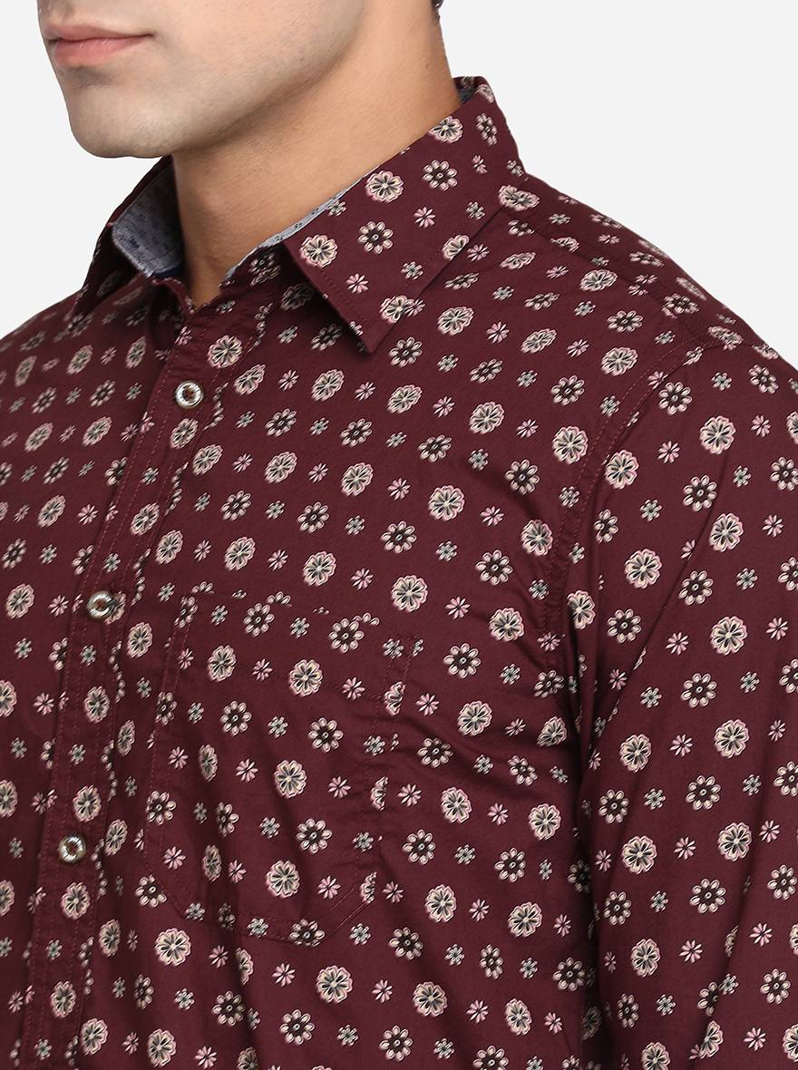 Maroon Printed Slim Fit Semi Casual Shirt | Pehervi