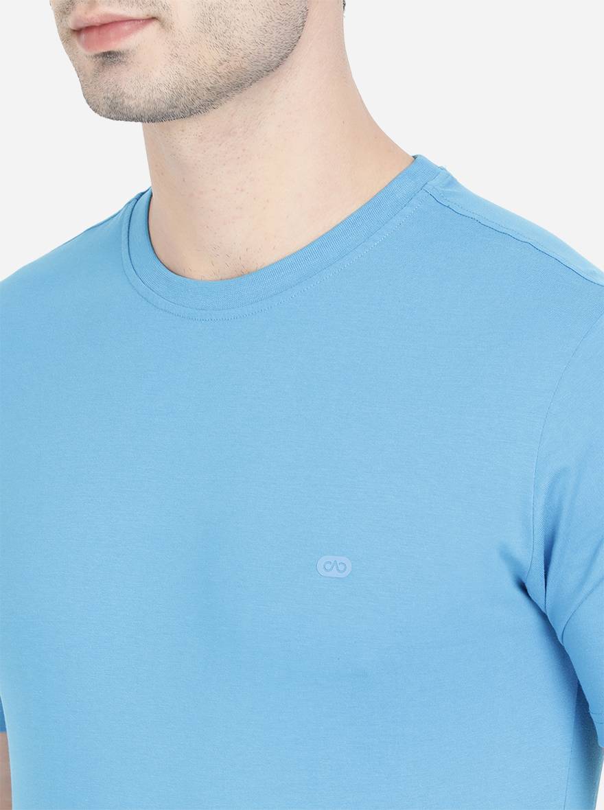 Light Blue Solid Slim Fit T-Shirt | pehervi