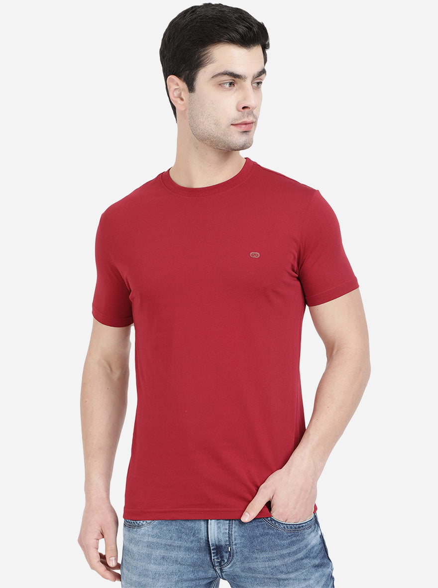 Rio Red Solid Slim Fit T-Shirt | pehervi