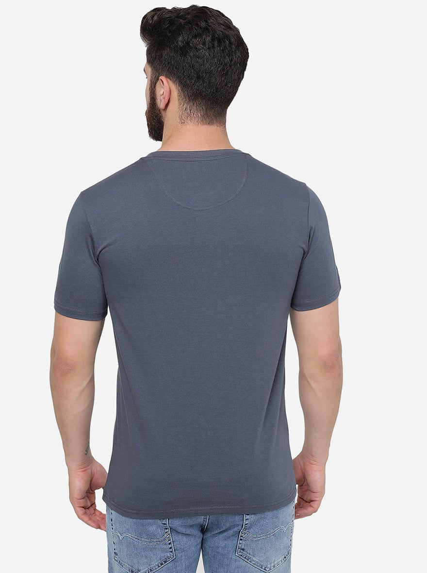 Dark Grey Solid Slim Fit T-Shirt | pehervi