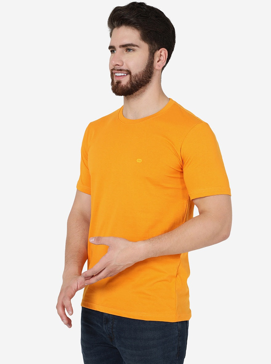 Orange Solid Slim Fit T-Shirt | pehervi