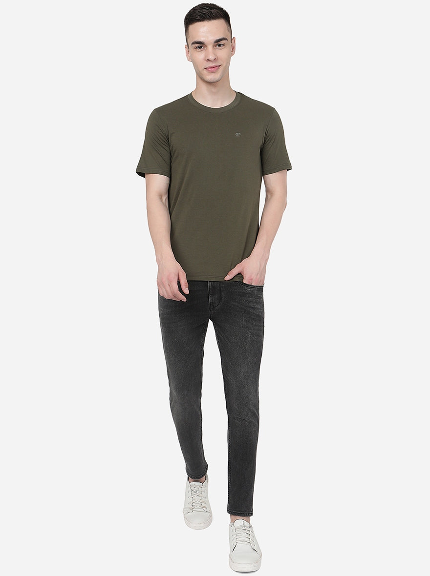 Olive Green Solid Slim Fit T-Shirt | pehervi