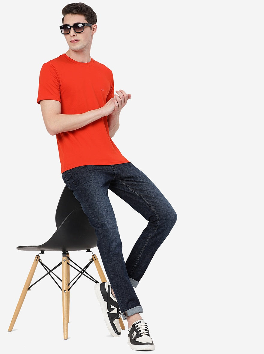 Tomato Red Solid Slim Fit T-Shirt | pehervi